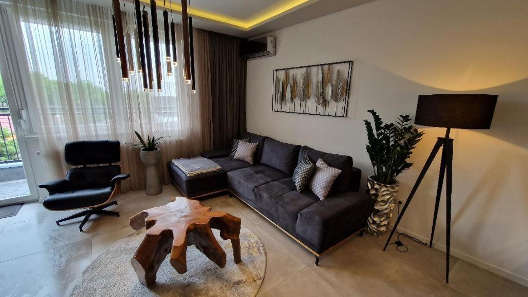 Family Resort Subotica Apartments Exterior foto